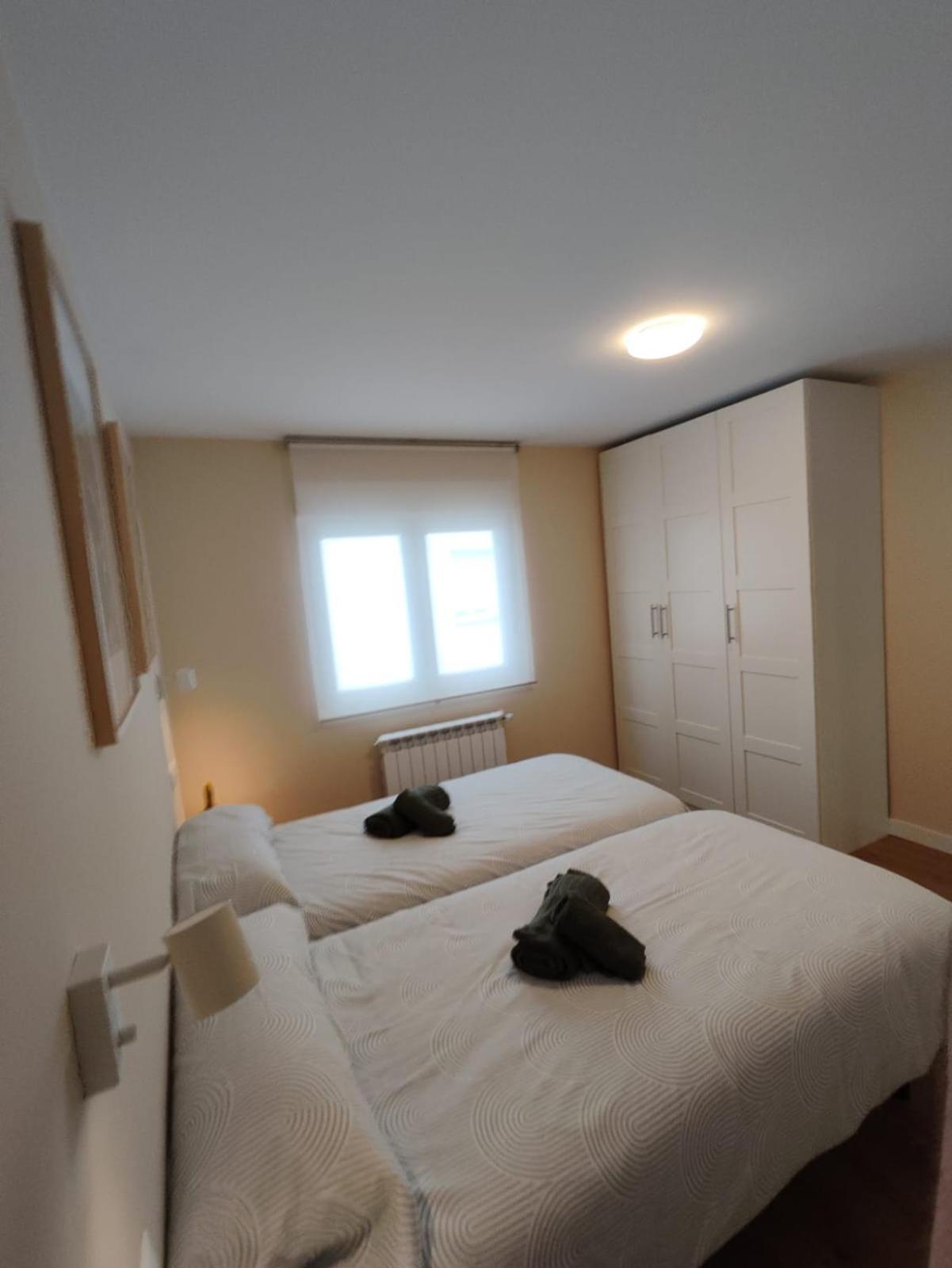 Carpio 18 Apartment Oviedo Luaran gambar