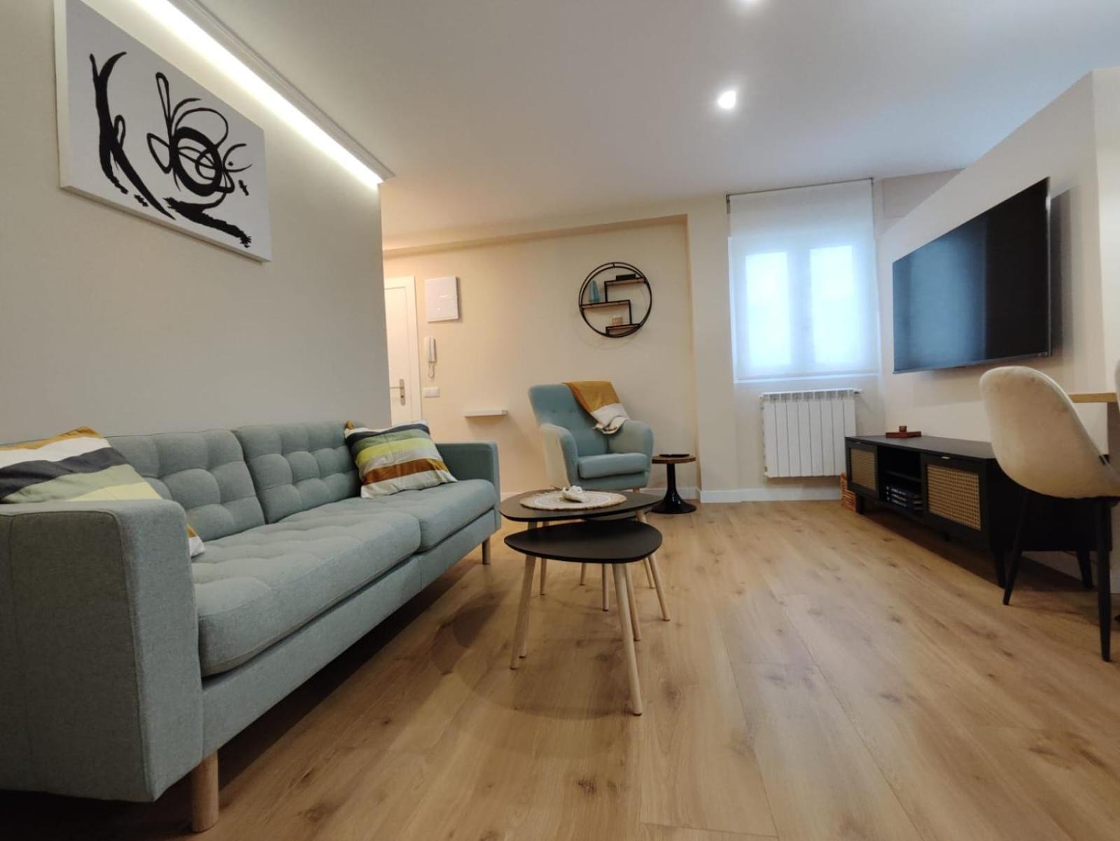 Carpio 18 Apartment Oviedo Luaran gambar